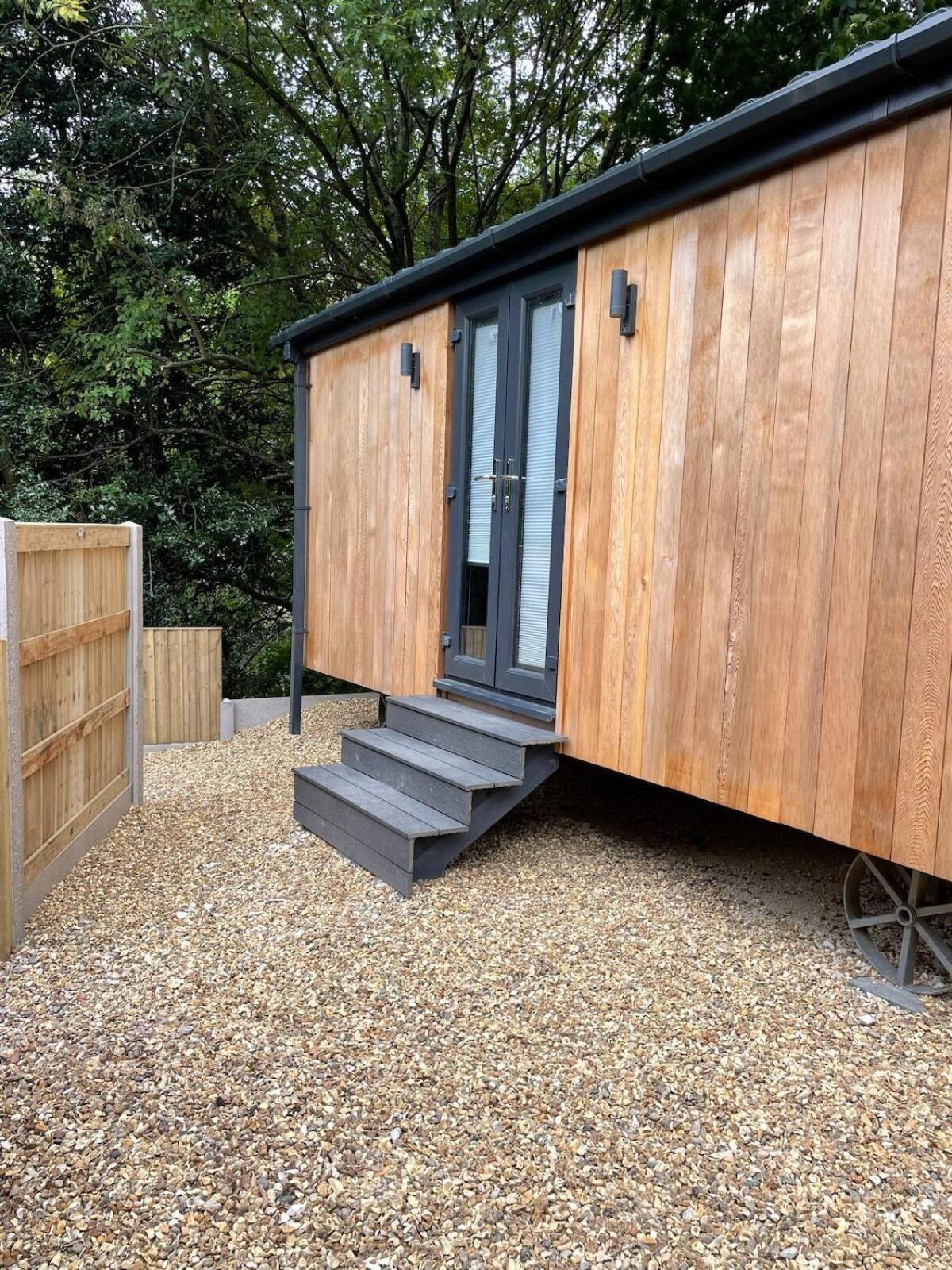 Dee Lodge With Private Hot Tub Llangollen Esterno foto